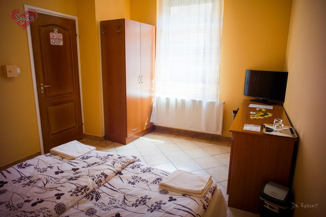 Civis Szallashely Debrecen Eksteriør bilde