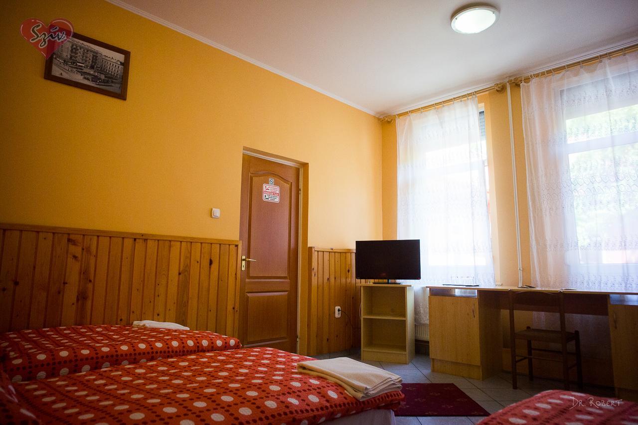 Civis Szallashely Debrecen Eksteriør bilde