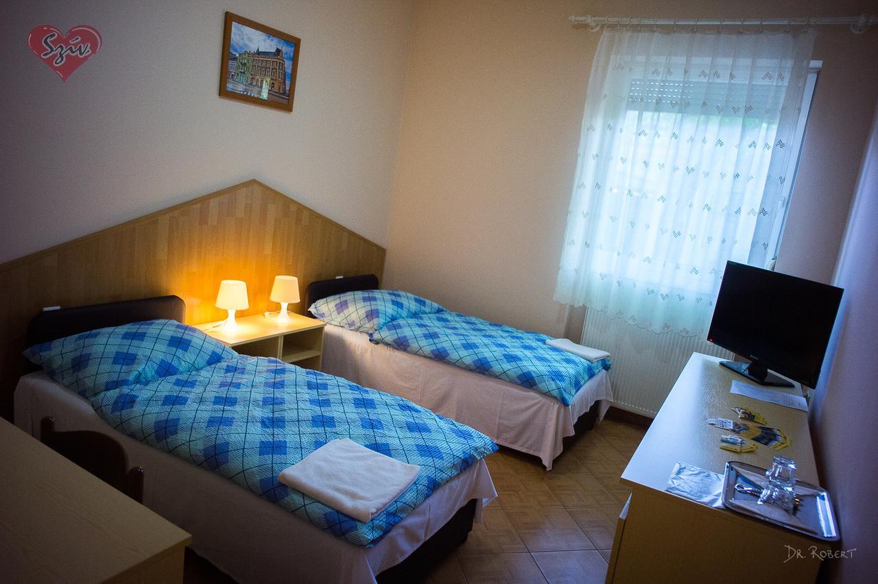 Civis Szallashely Debrecen Eksteriør bilde