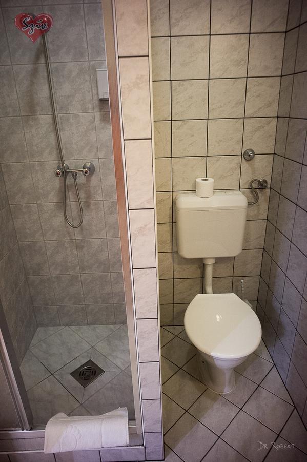 Civis Szallashely Debrecen Eksteriør bilde